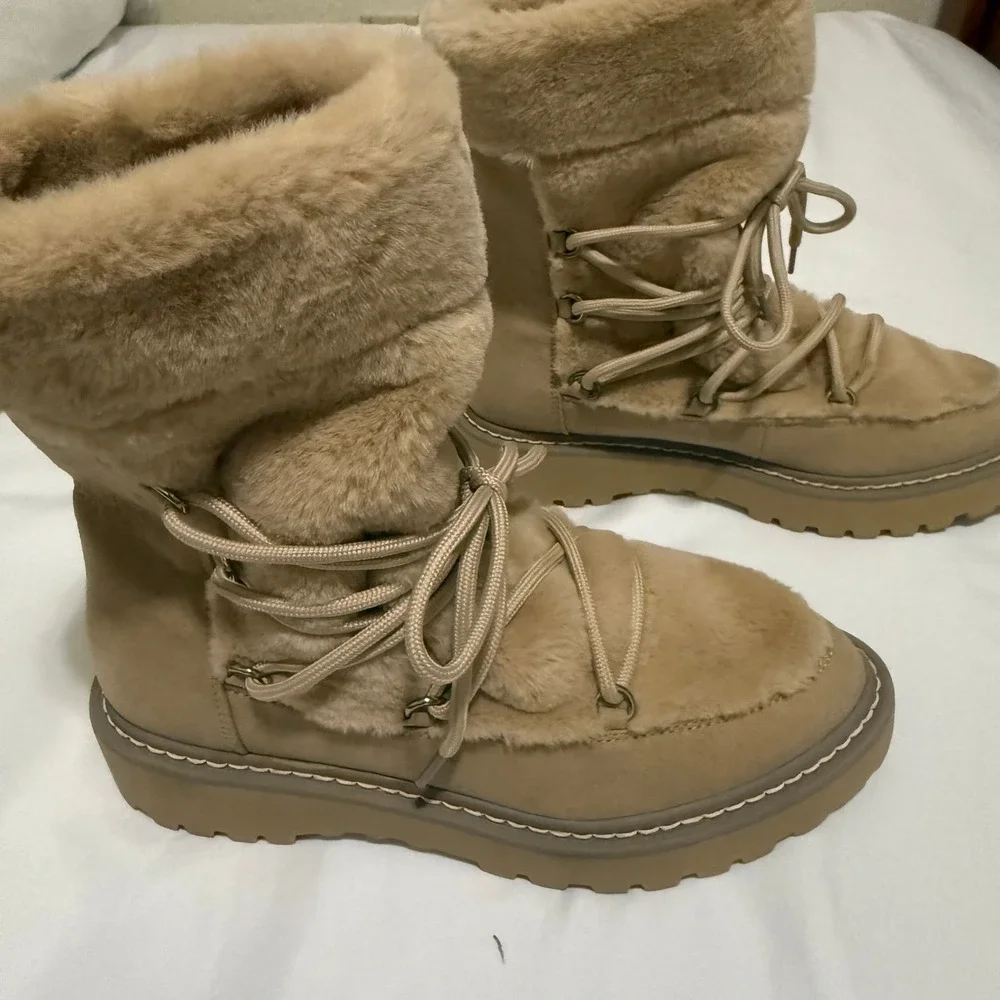 JLO Jennifer Lopez Tan Faux Fur Lined Lace Up Winter Snow Boots Lug Sole 7M 37.5